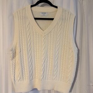 Old Navy Women's V-Neck Cable Knit Sweater Vest - Cream